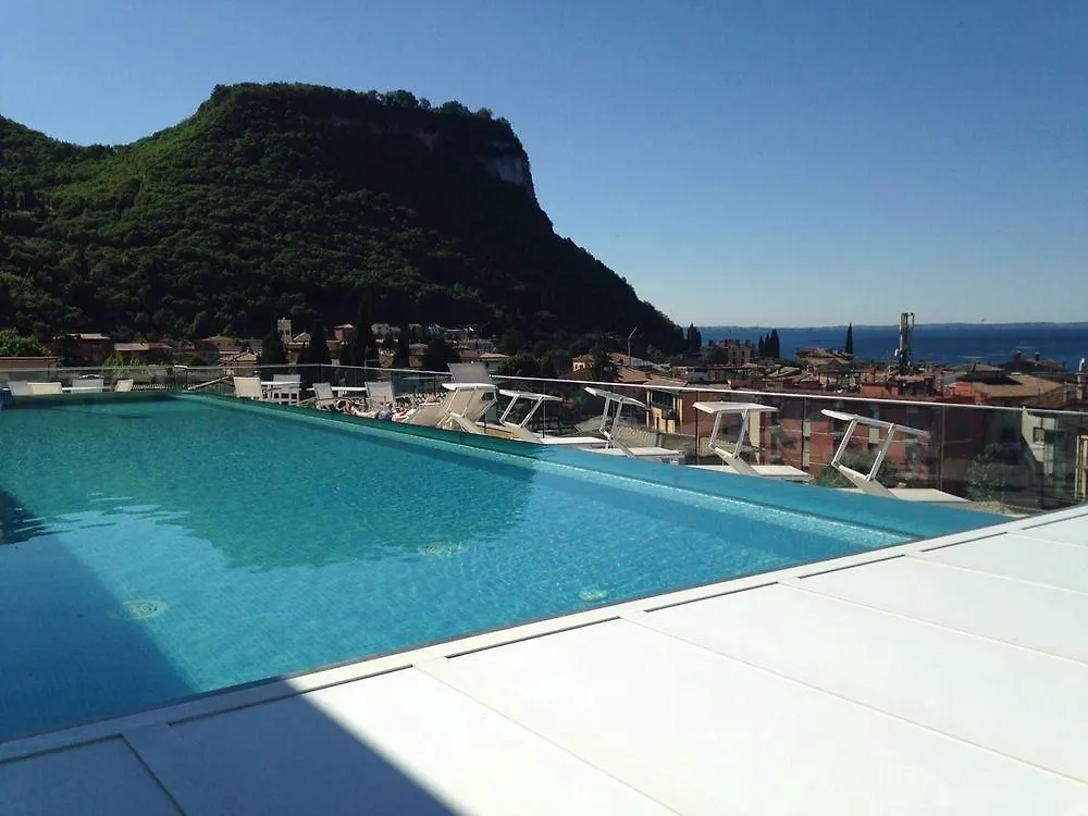 Sky Pool Hotel Sole Garda Garda  Garda (Verona)